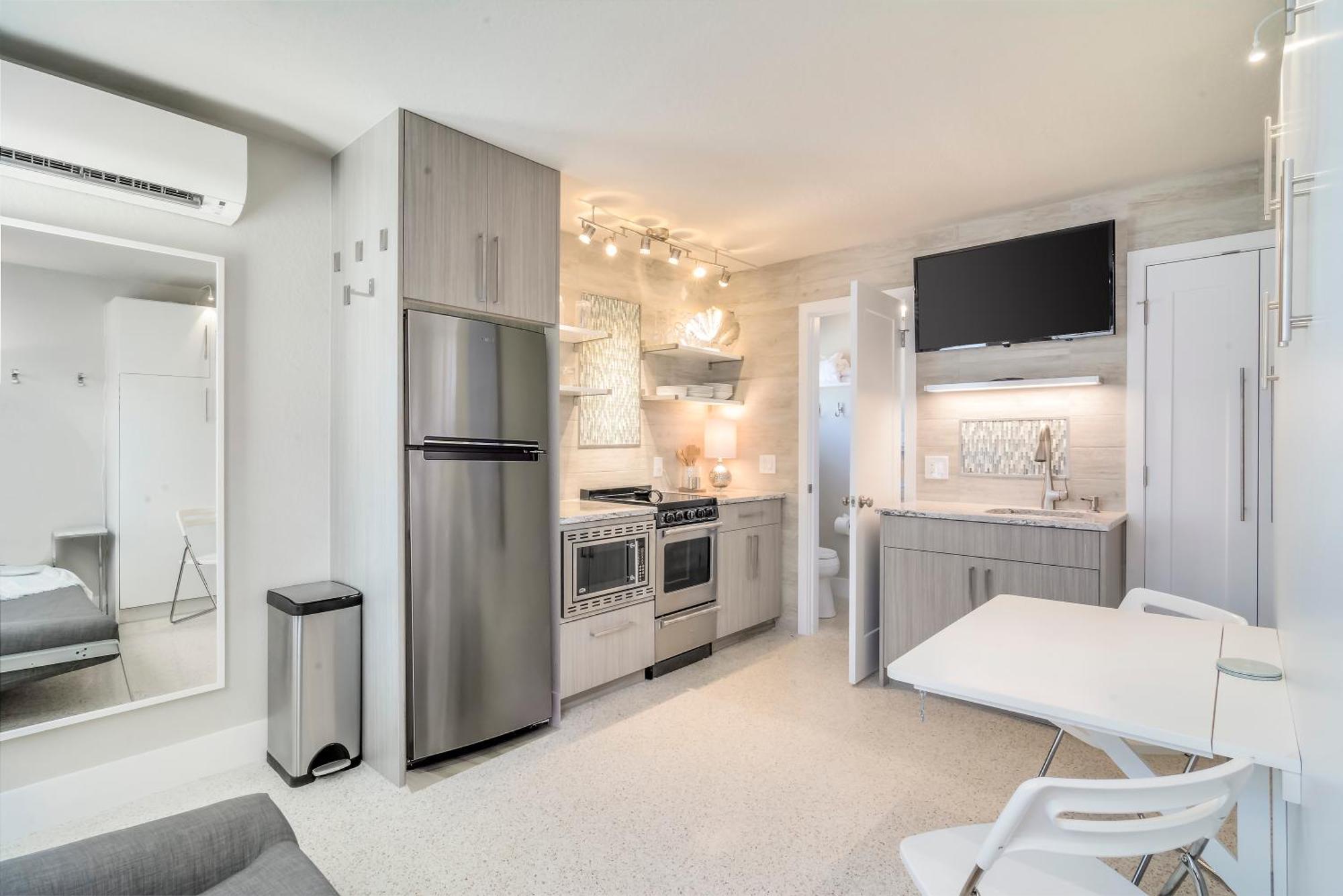 Boutique Vacation Rental Complex At Beach Cocoa Beach Esterno foto